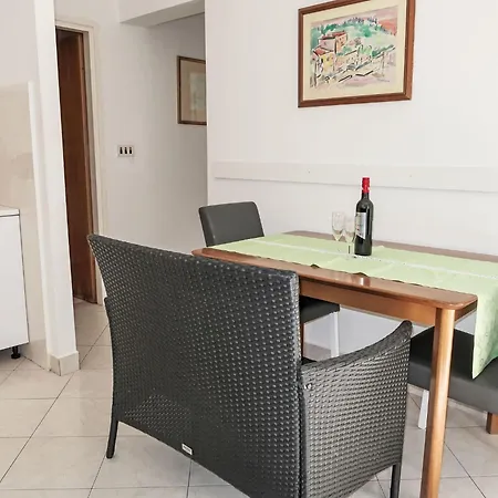 Palma-4 By Interhome